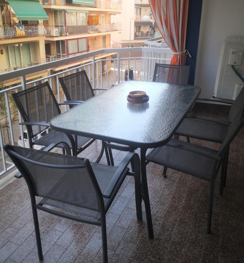 Apartament La Sal Пинеда де Мар Екстериор снимка